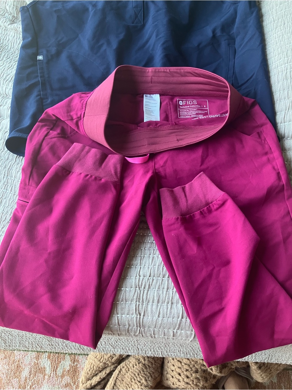 Figs Women's Magenta Zamora Scrub Pants S